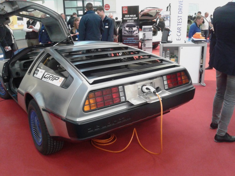 Delorian2.jpg