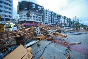 Photo shows the aftermath early yesterday morning along Larnaca's Phinikoudes seafront       (Christos Theodorides).jpg
