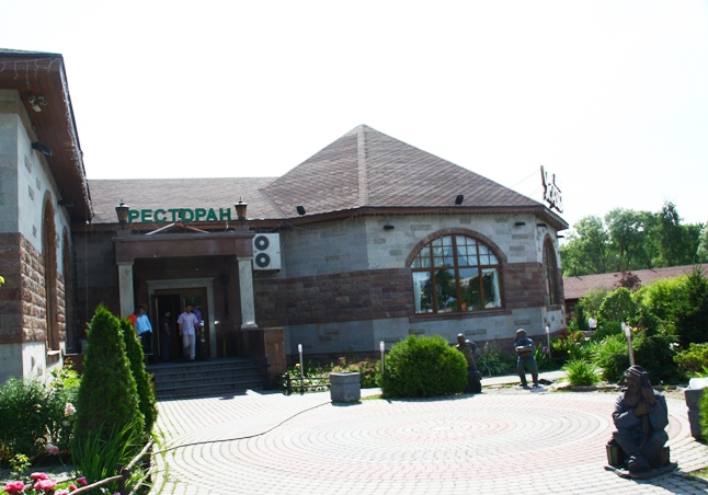 IMG_4120.JPG